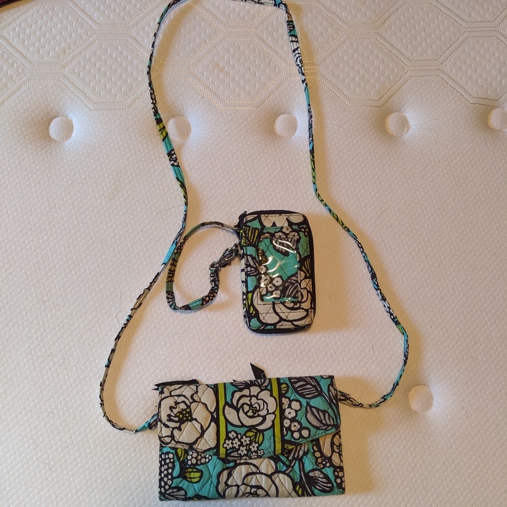Sold Vera Bradley small clutch/wallet and wristlet